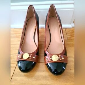 Tommy Hilfiger Black With Brown Trim Heels